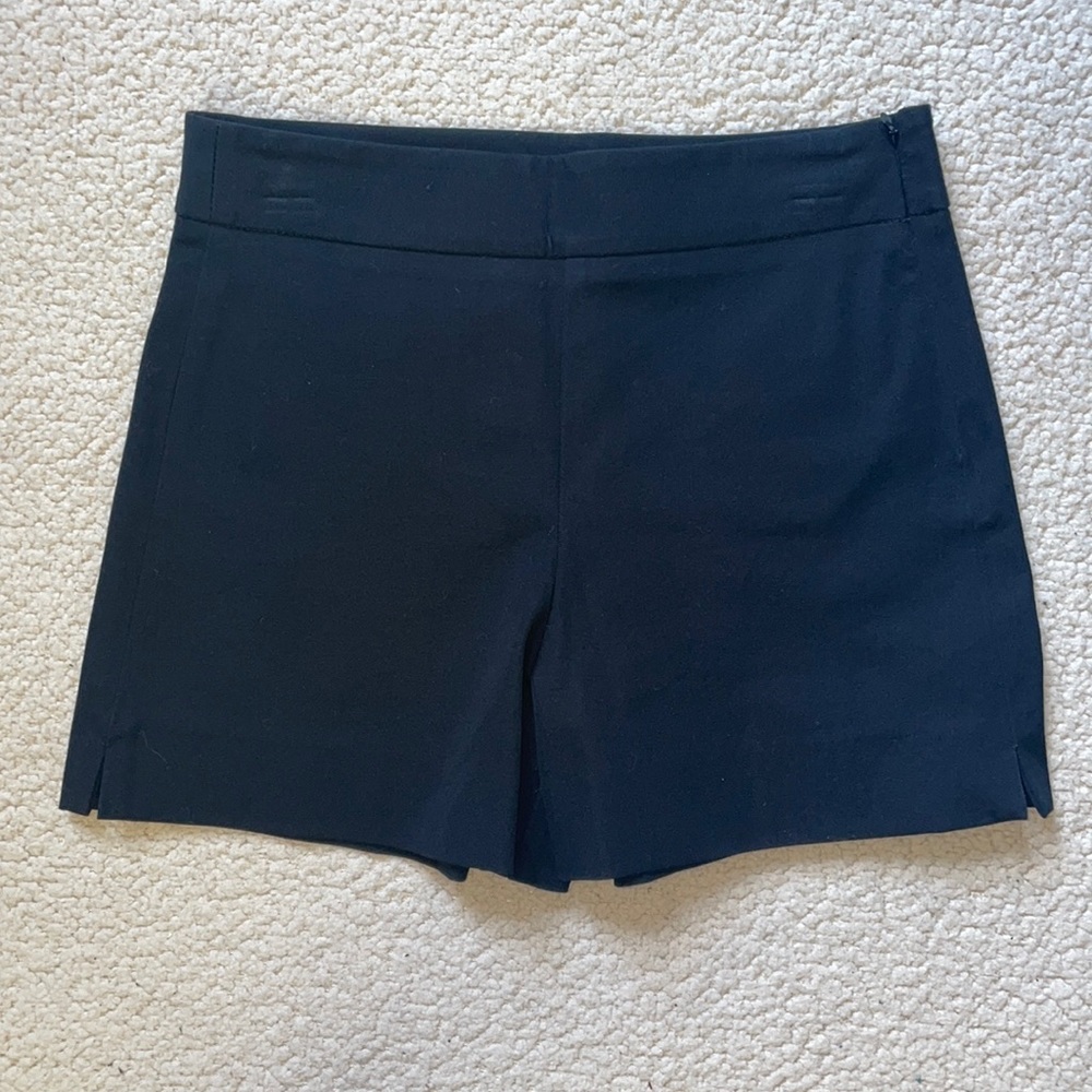 NWOT Gap Size 4 SH High Rise Cle True Black